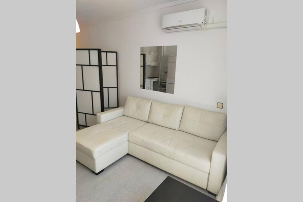 Estudio Comodo En Torrevieja Exterior foto
